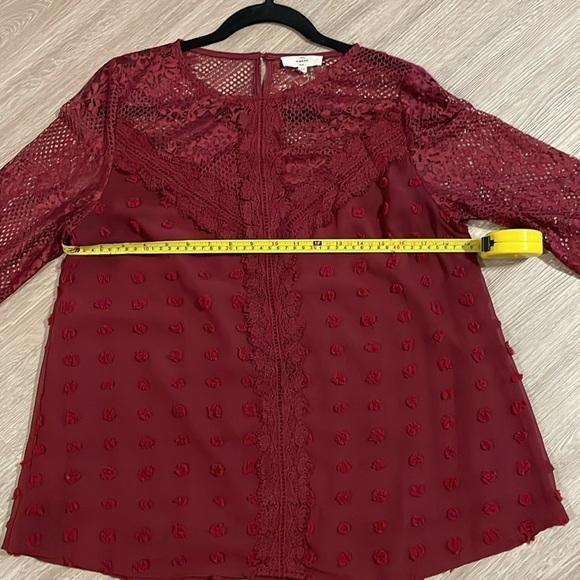 Entro Women Tunic Top Medium Red Swiss Dot Lace Shoulder Detail Button Preppy - Picture 11 of 14